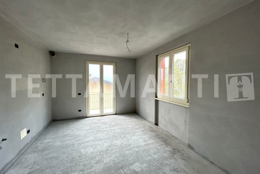 Tremezzo- apartment near the lake for sale