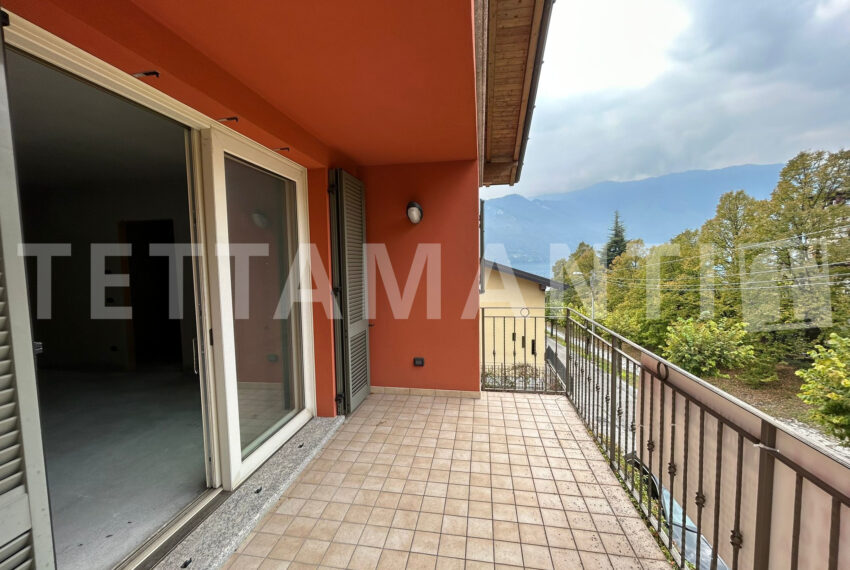 Tremezzo- apartment near the lake for sale