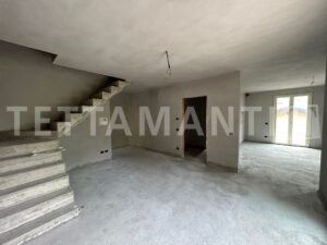 Tremezzo- apartment near the lake for sale