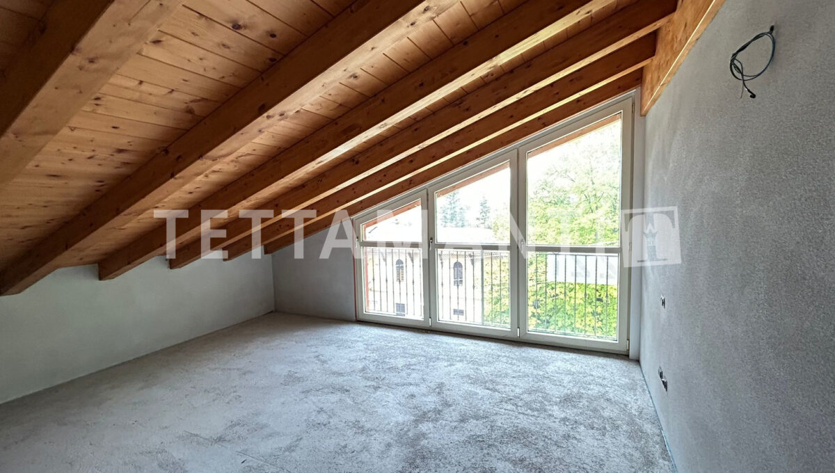 Tremezzo- apartment near the lake for sale