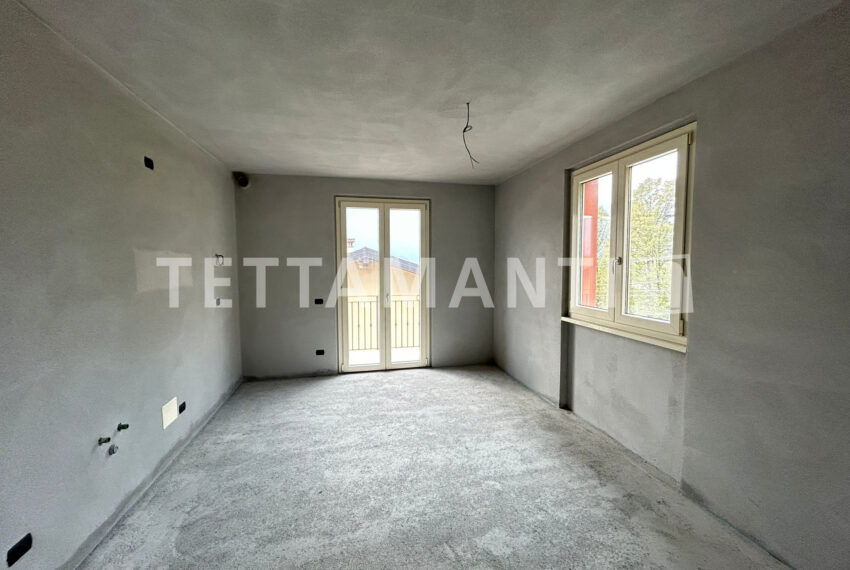 Tremezzo- apartment near the lake for sale