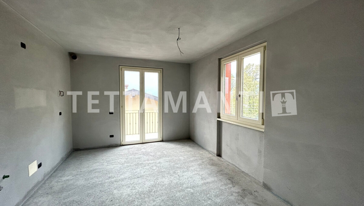 Tremezzo- apartment near the lake for sale