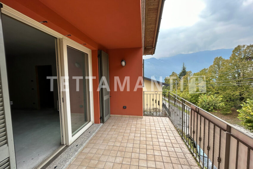 Tremezzo- apartment near the lake for sale