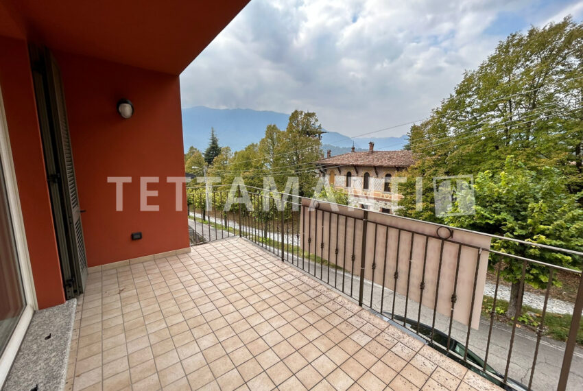 Tremezzo- apartment near the lake for sale