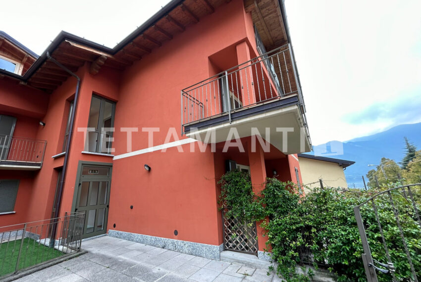 Tremezzo- apartment near the lake for sale