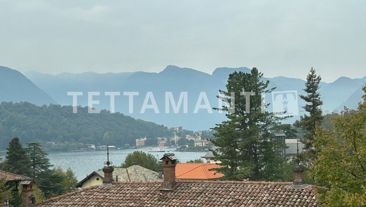 Tremezzo- apartment near the lake for sale