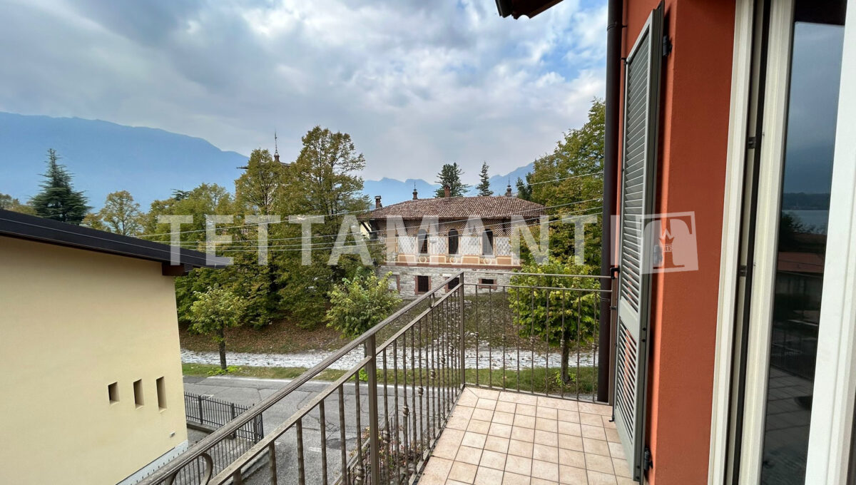 Tremezzo- apartment near the lake for sale