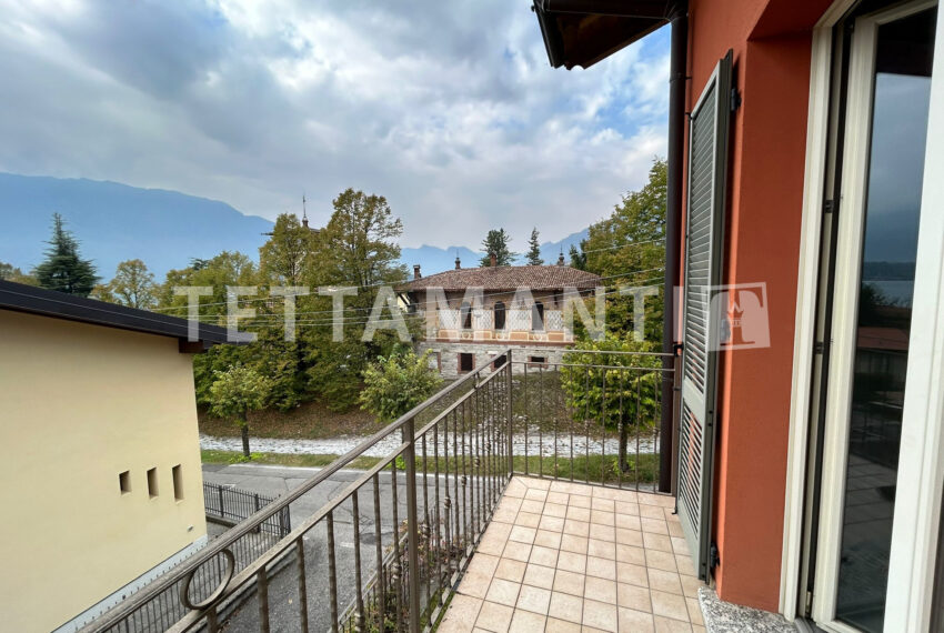 Tremezzo- apartment near the lake for sale