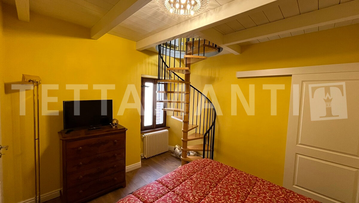 Moltrasio- apartment with terrace lake view for sale