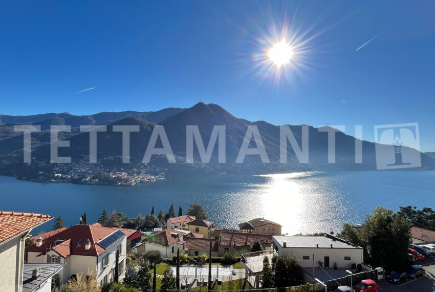 Moltrasio- apartment with terrace lake view for sale