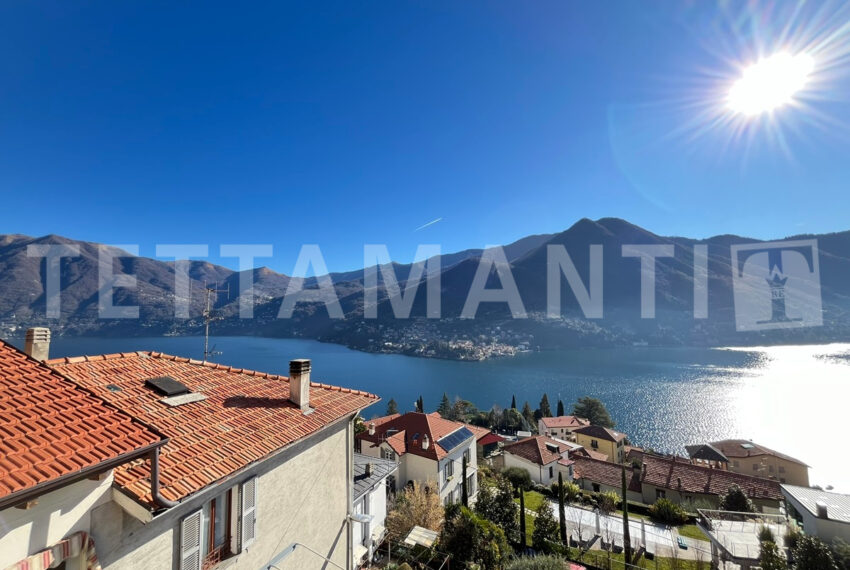 Moltrasio- apartment with terrace lake view for sale