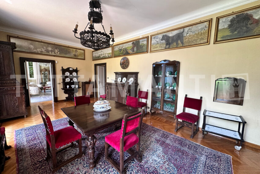 LAKE COMO VILLA FOR SALE