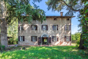 Ferrara farmhouse