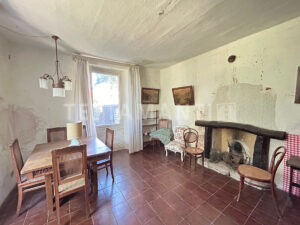 Lake Como - charming villa for sale
