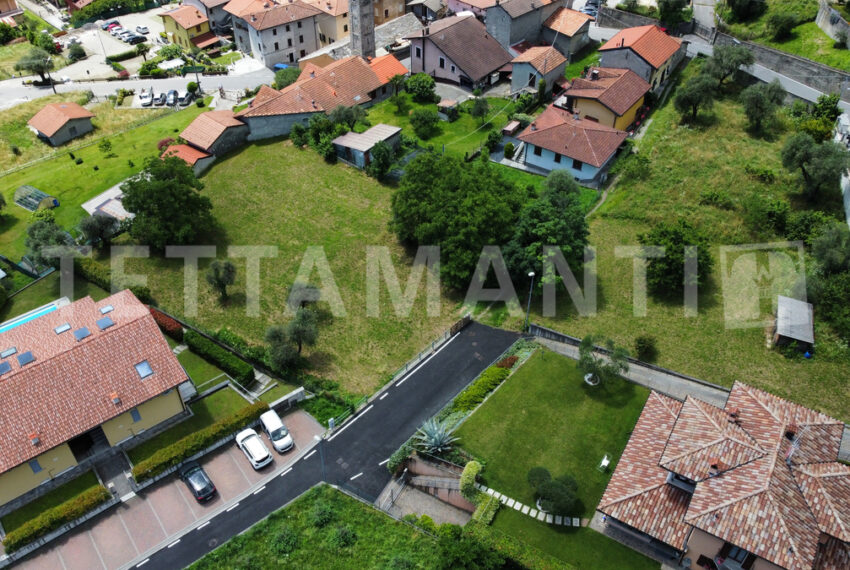 Building Land Ossuccio with Lake view