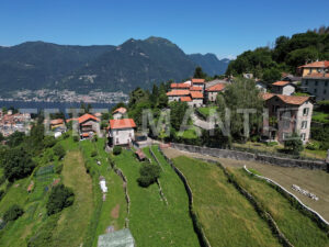 Lake Como - charming villa for sale