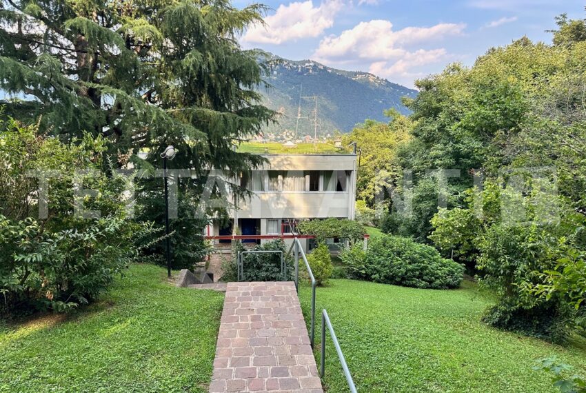 lake view villa panoramic view como