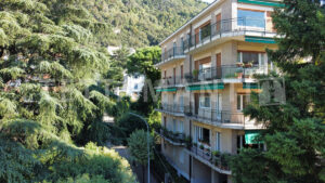 apartment for sale lake como 5 bedrooms