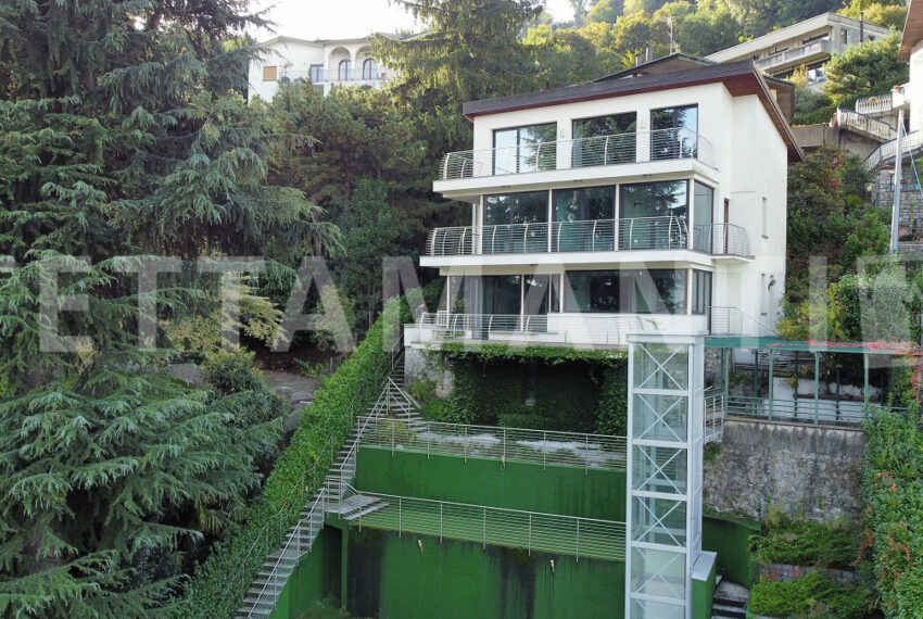 villa luxury como for sale