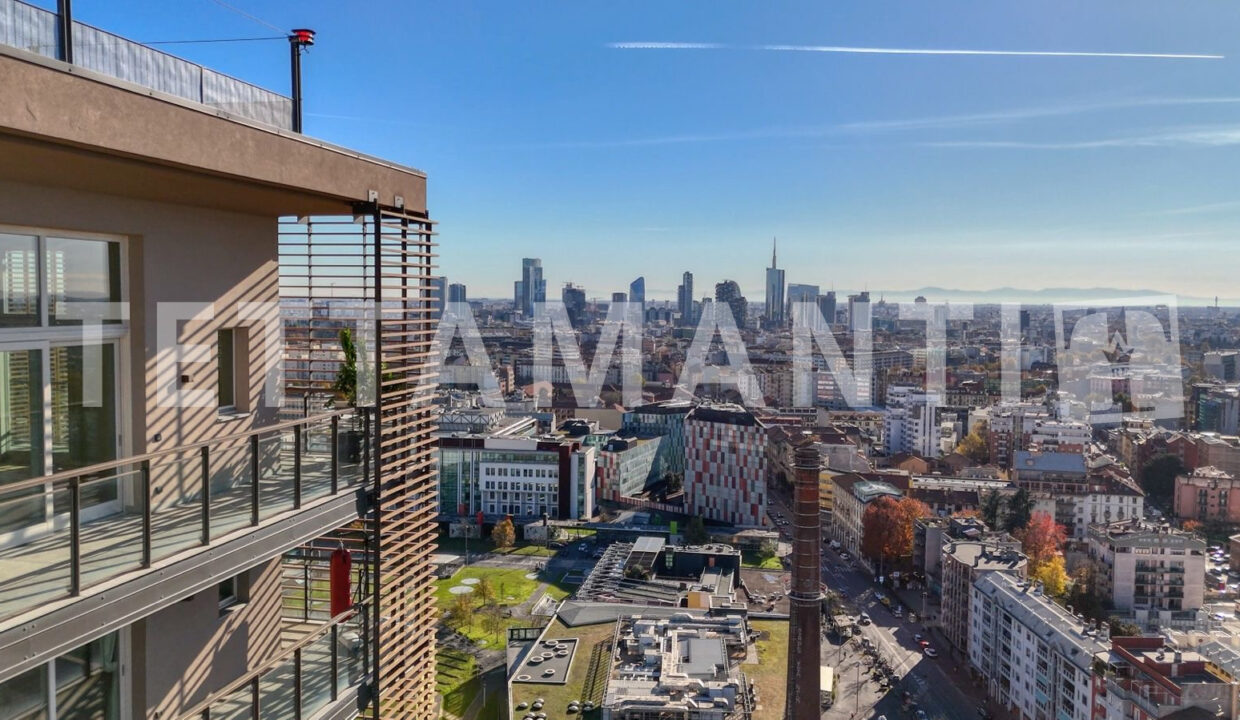 Modern Penthouse Milano for sale