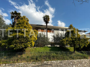 Lake Como villa for sale