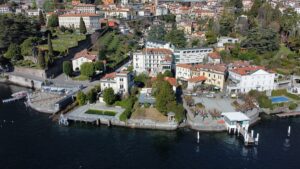 Lake Como villa for sale 