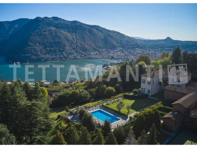 Apartment in residence Como