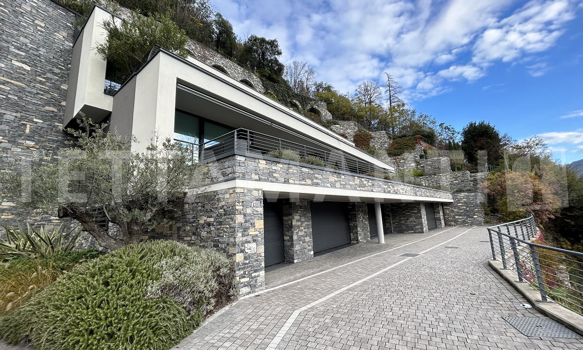 moltrasio-luxurious-penthouse-with-lake-view (10)