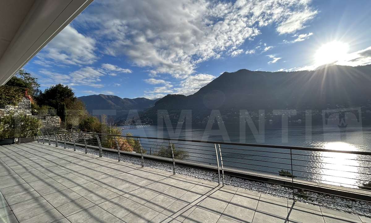 moltrasio-luxurious-penthouse-with-lake-view (22)