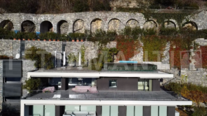 moltrasio-luxurious-penthouse-with-lake-view