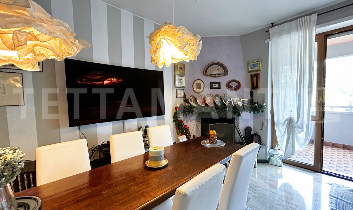 Como attico panoramico in vendita (38)