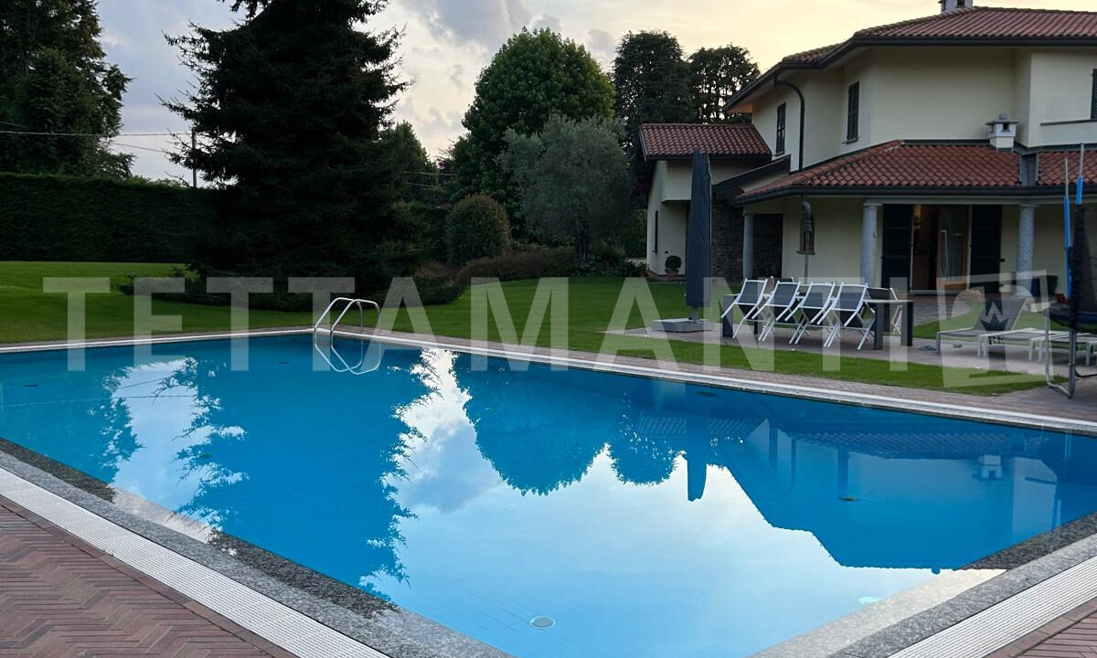 Modern Villa for Sale Como