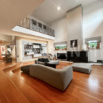 Modern Villa for Sale in Villa Guardia Como