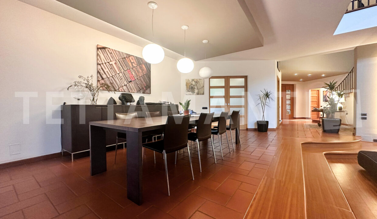 Modern Villa for Sale Como