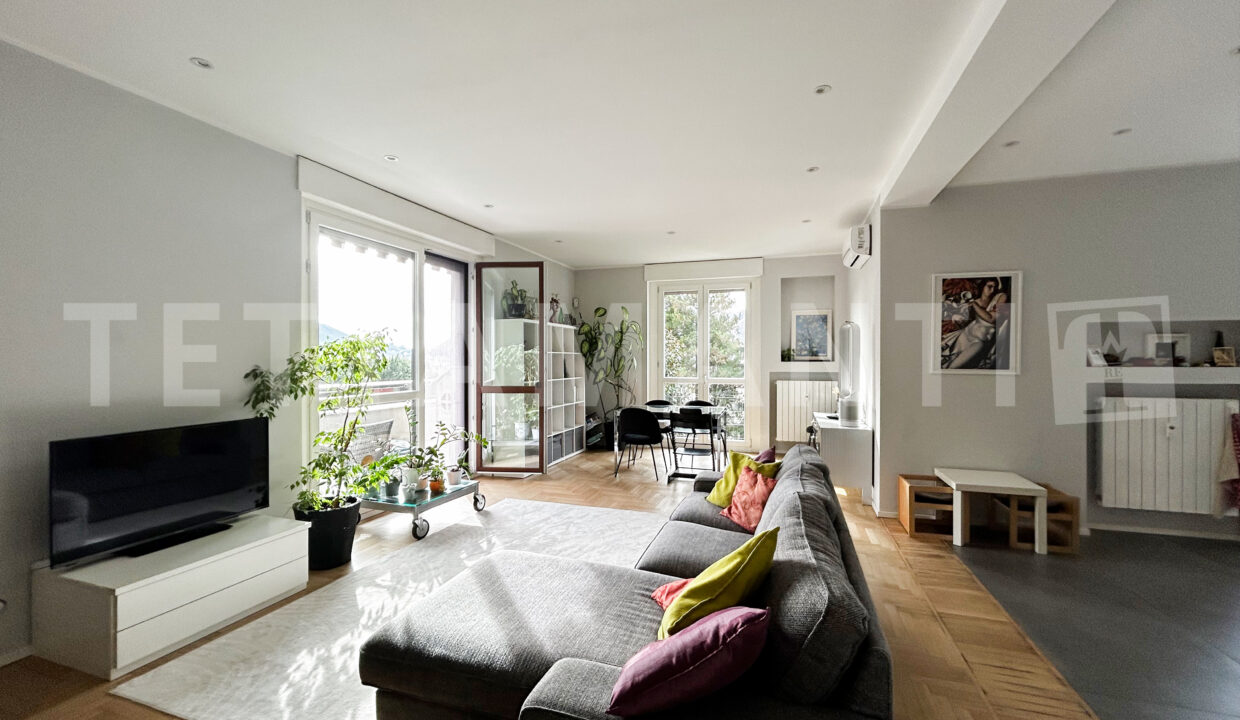 Como Elegant Panoramic Apartment