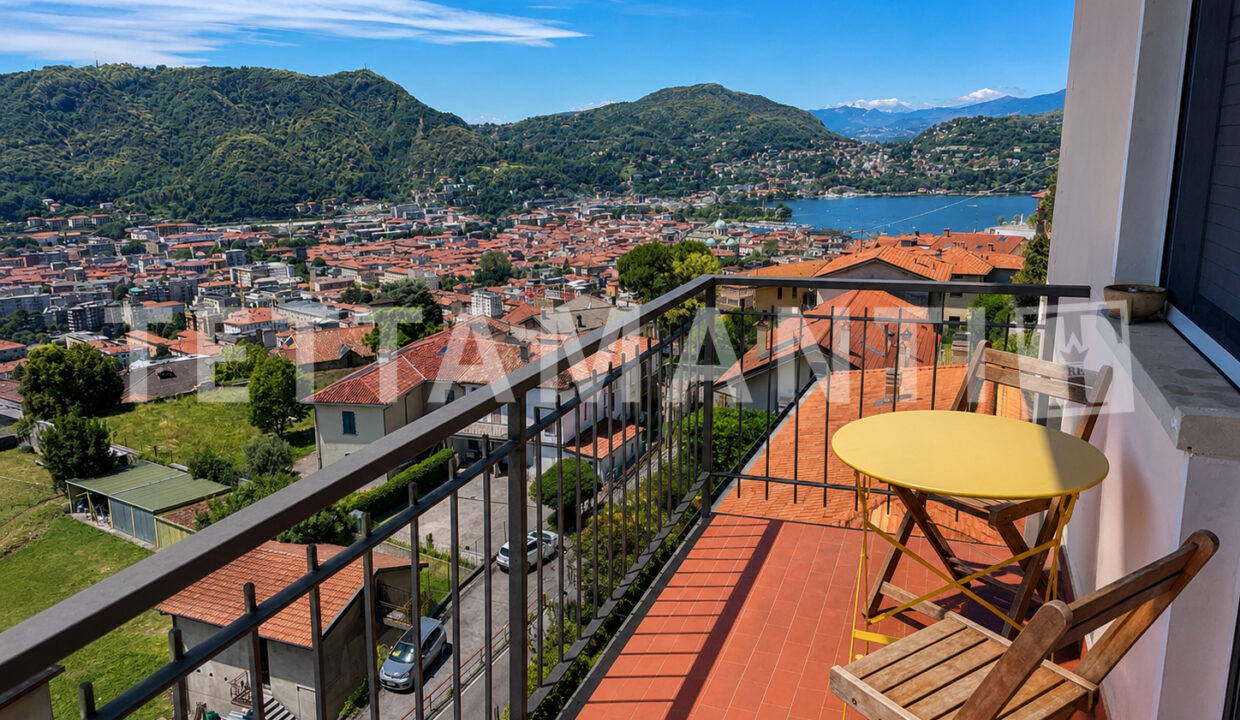 Como Elegant Panoramic Apartment