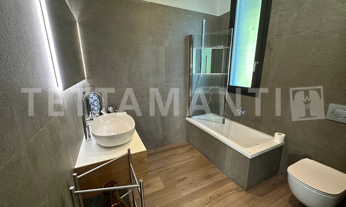 proprietà lago di como10