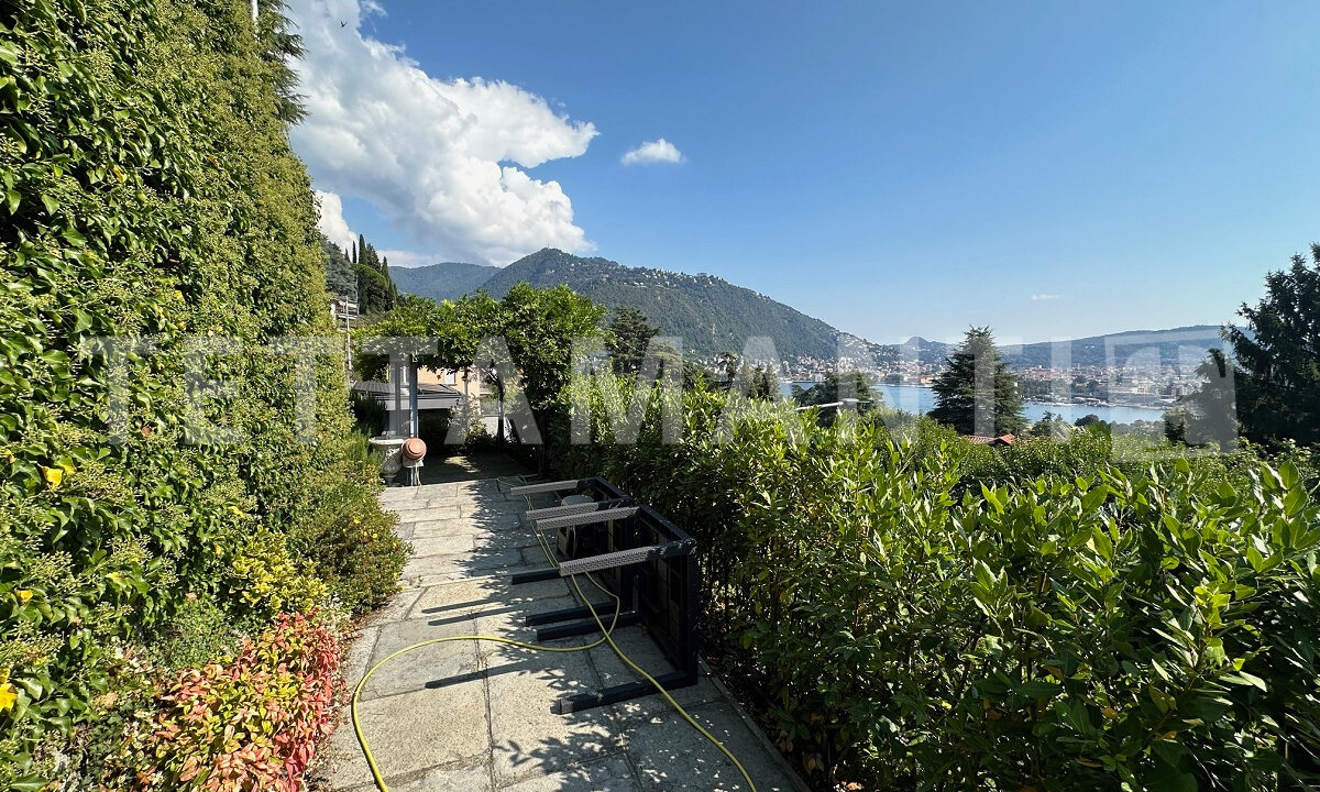 proprietà lago di como4