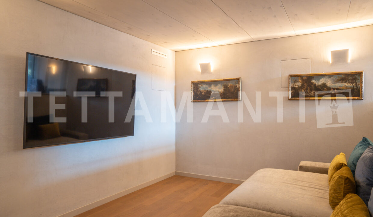 Apartment for rent Como21