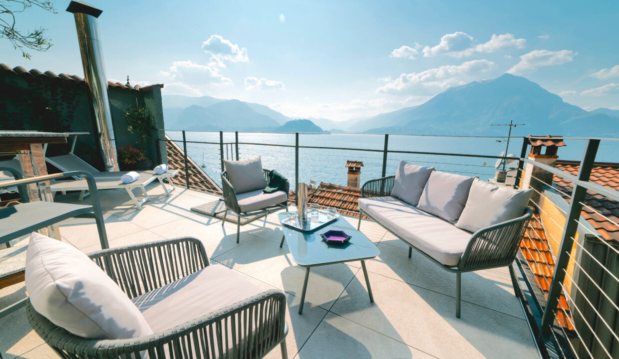 Varenna Fiumelatte Detached House