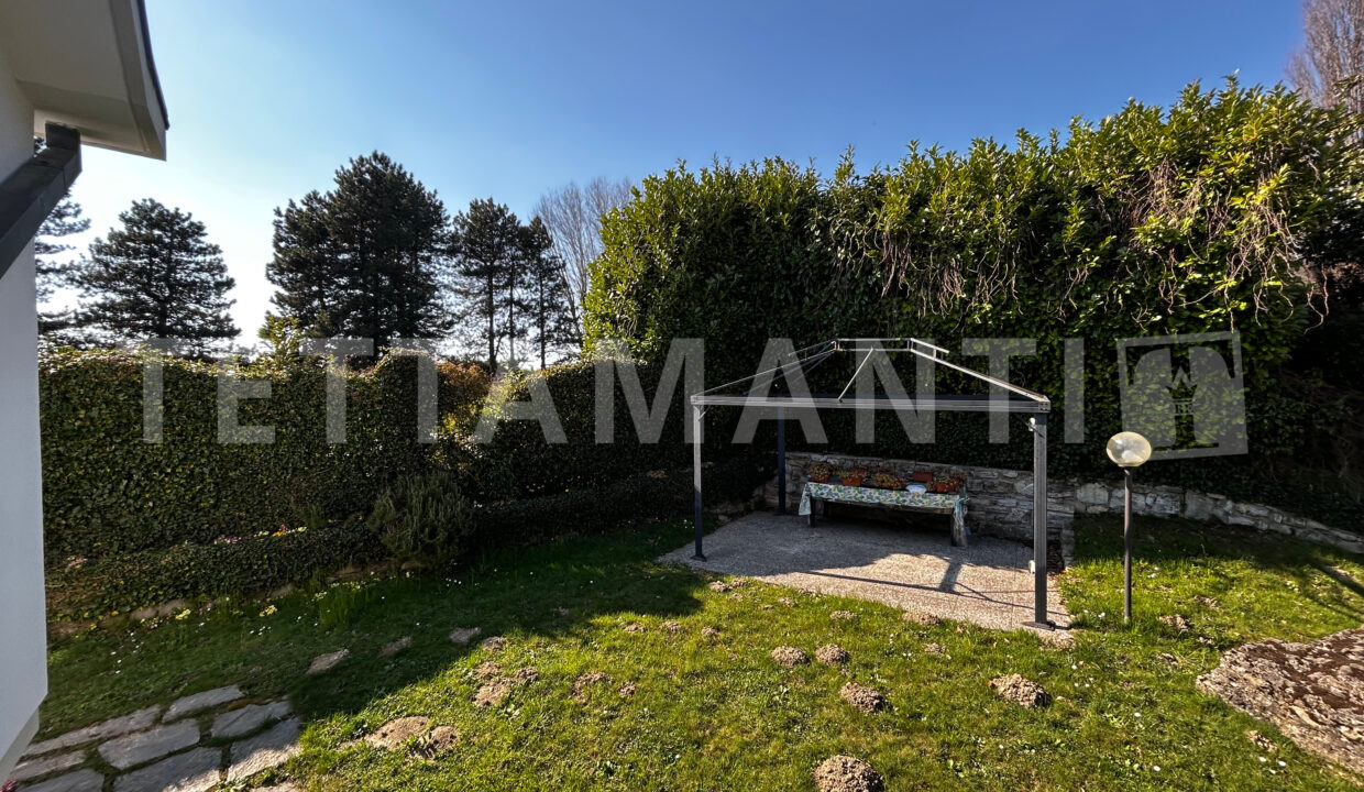 villa in vendita a montorfano15