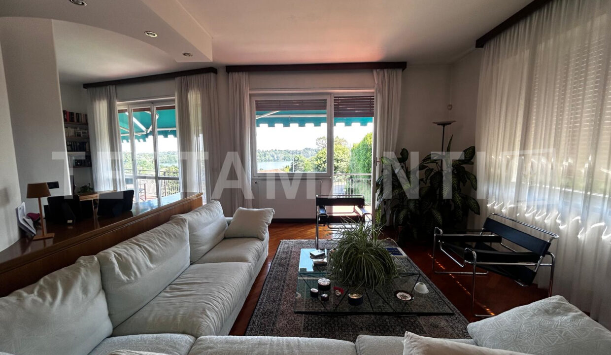 villa in vendita a montorfano22