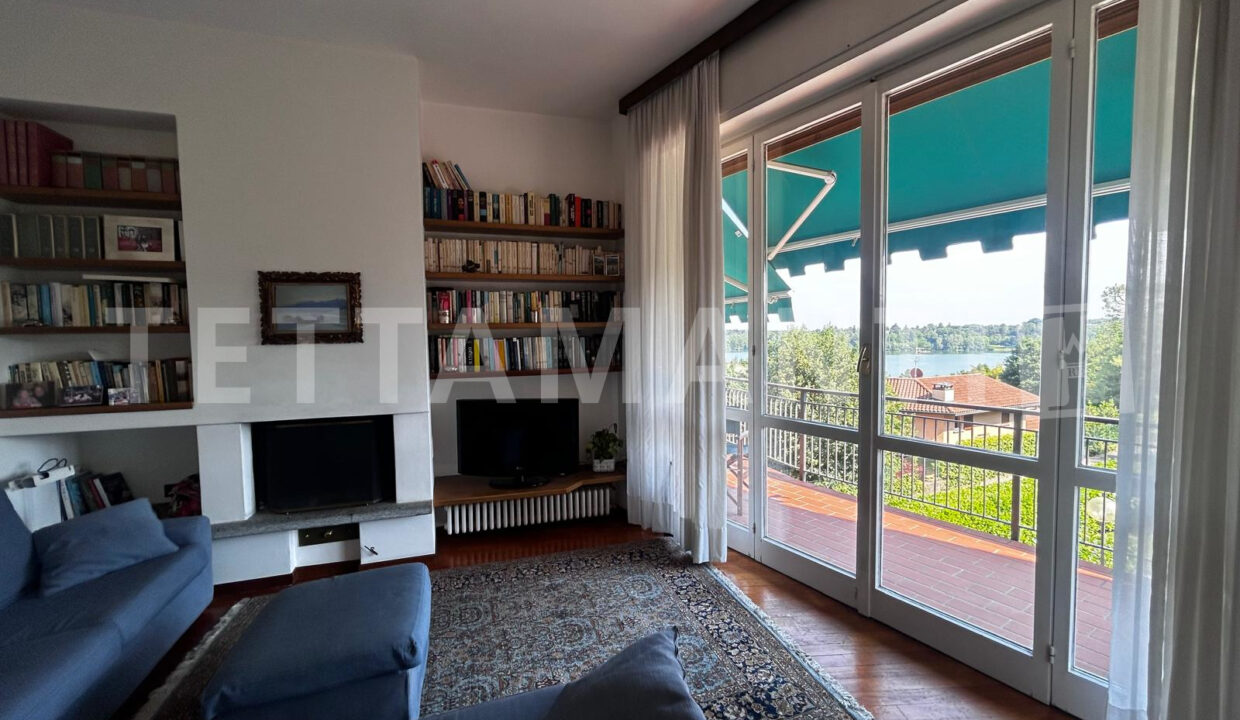 villa in vendita a montorfano5