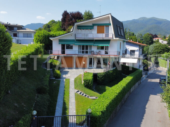 Villa for sale in Montorfano