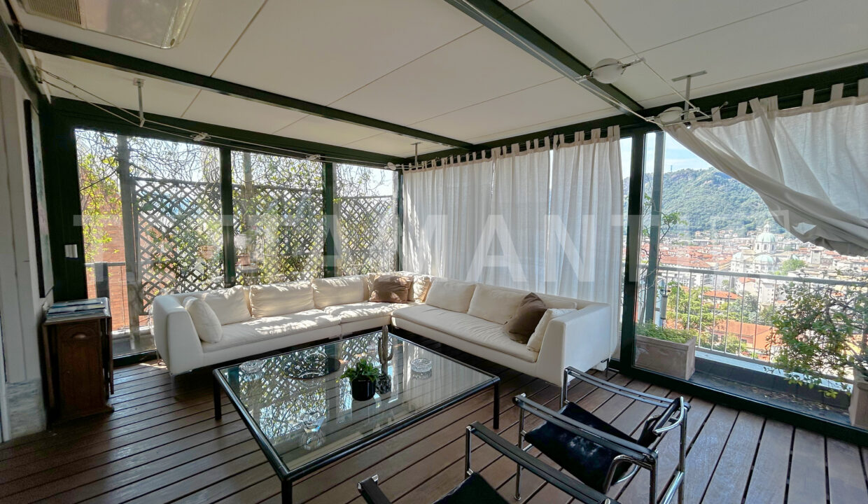 Como apartment with terrace 9